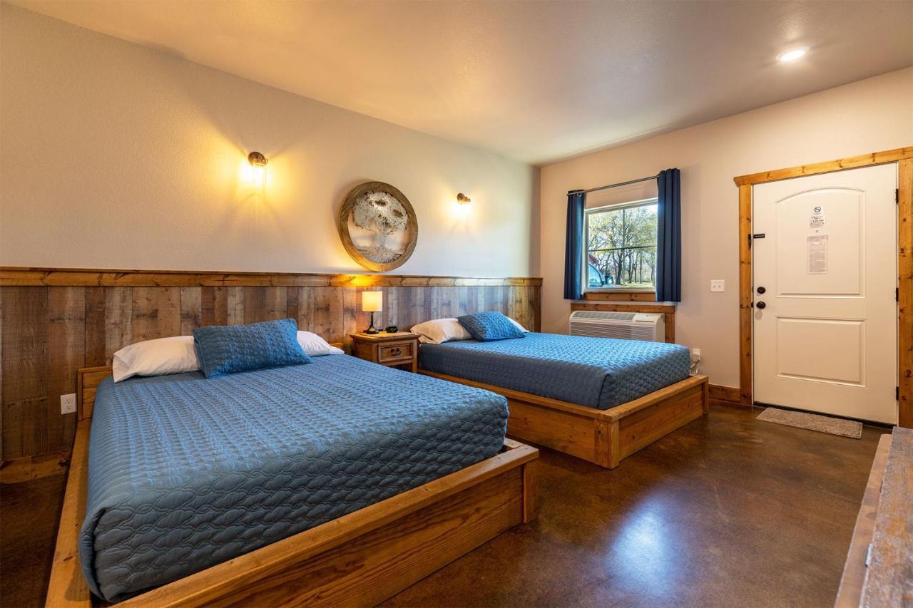 The Woods Lodging Kingston Zewnętrze zdjęcie